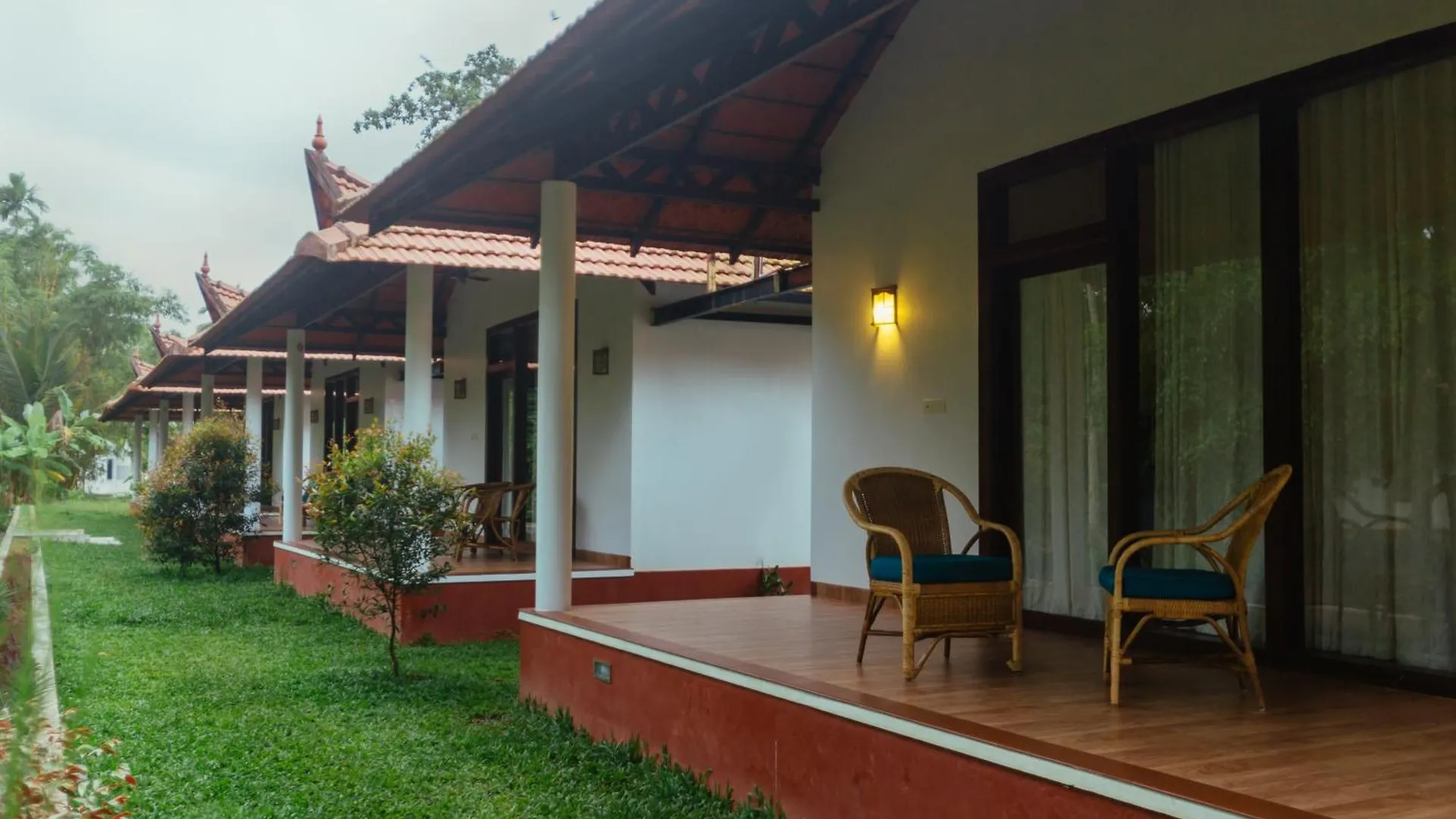 Palmgrove Lake Resort Alappuzha 4*,  Indien