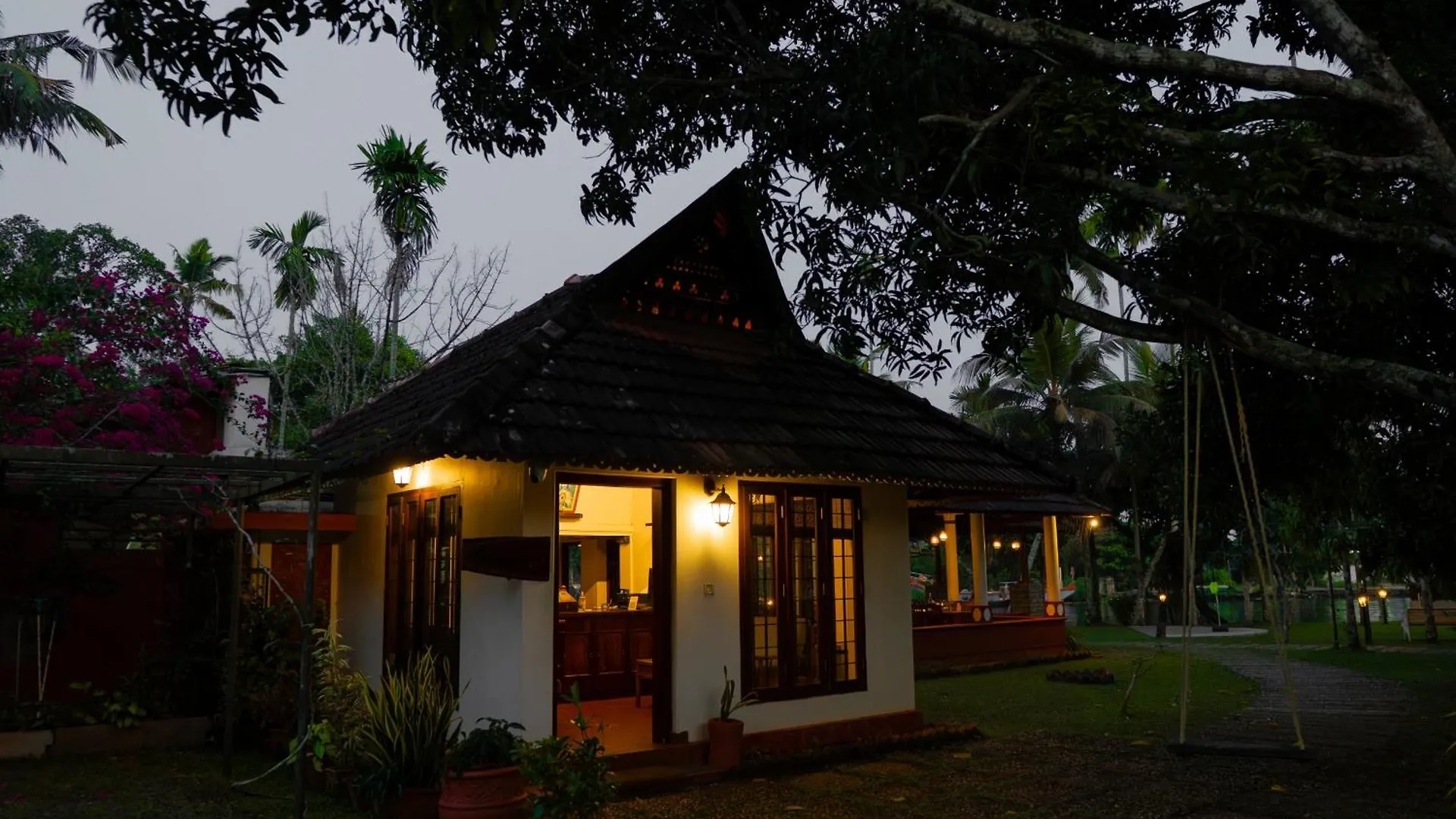 Palmgrove Lake Resort Alappuzha Indien